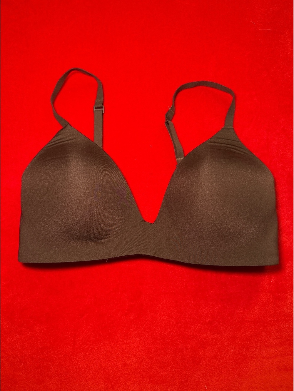 Skims Wireless Form T Shirt Bra Color Cocoa Size 32C